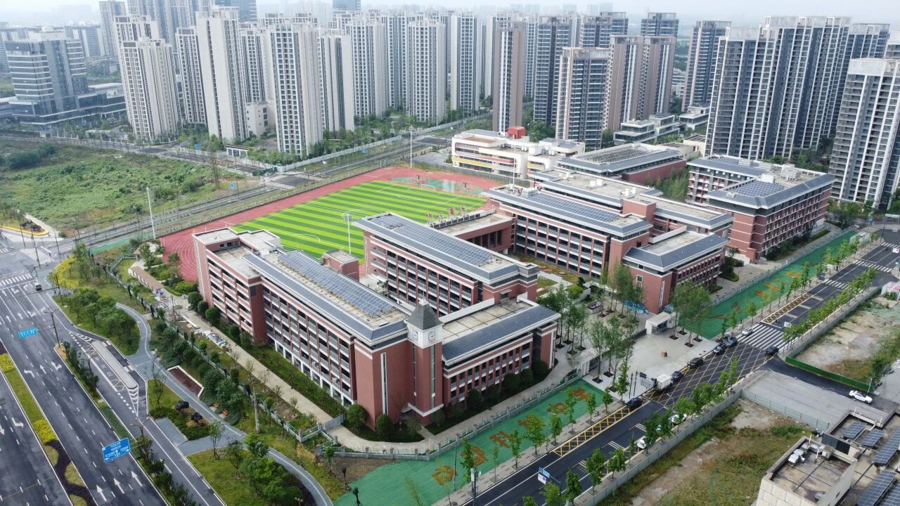 匠心筑校——公司承建的这所学校正式投用！